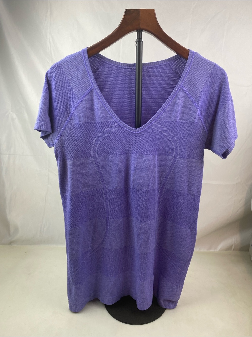 Lululemon Swiftly Tech Relaxed Fit SS Top Purple Size 10